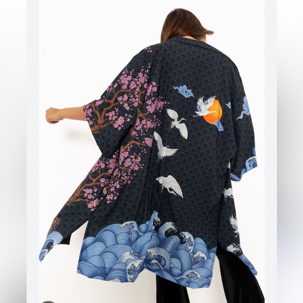 EUC  BLACKMILK FLIGHT OF TSURU  ROBE L